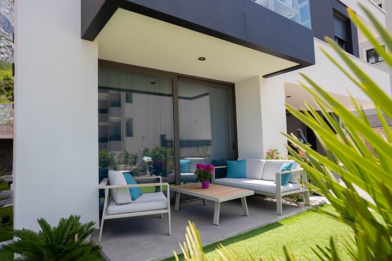 Apartmani Lara Baška Voda Exterior foto